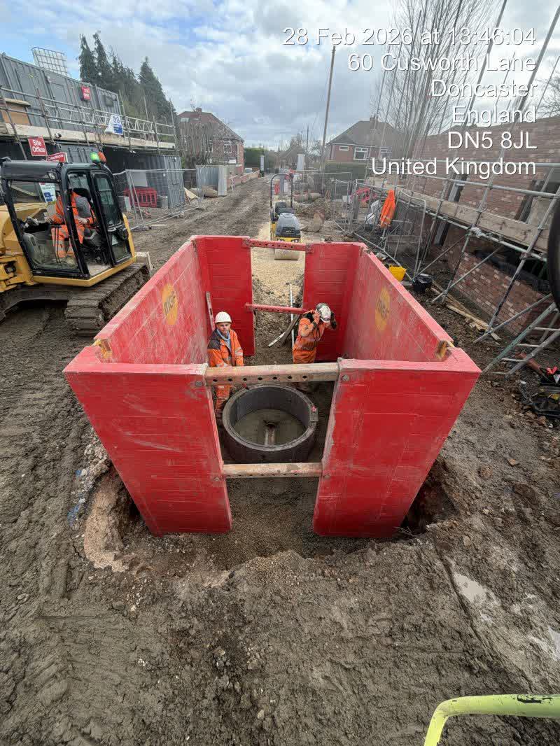 Manhole chamber at cover level